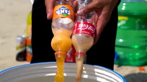 Giant Coca Cola, Fanta, Sprite and Big Pepsi, Mirinda, 7up, Chupa Chups vs Mentos Underground