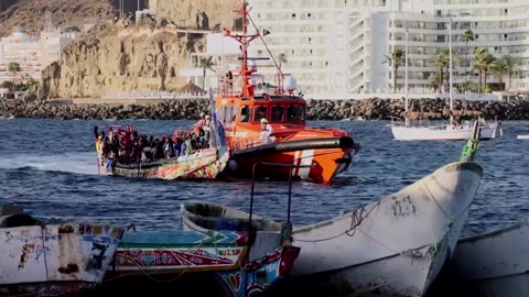Over 1,000 migrants arrive in Spain's Canary Islands