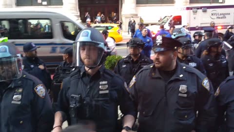 SCOOTERCASTER - ARRESTS and Clashes at Flood Manhattan for GAZA on EID