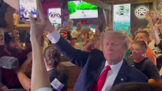 Trump Hands Out Free Pizza To An Excited Crowd