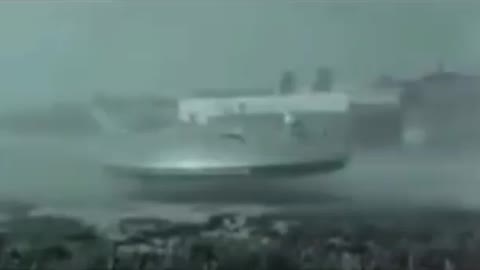 Man Made UFO filmed test flight