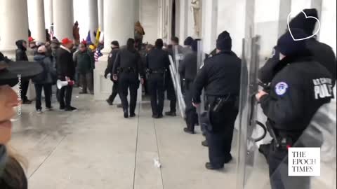 Videos Show Unindicted ‘Suspicious Actors’ Attacking Capitol on Jan. 6 *EPOCH Times