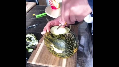 How to design a melon ,for the beggener,how to make rose flower with the melon