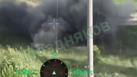 🇷🇺🇺🇦 North group of forces destroyed a Ukrainian bradly infantry fighting vehicle.