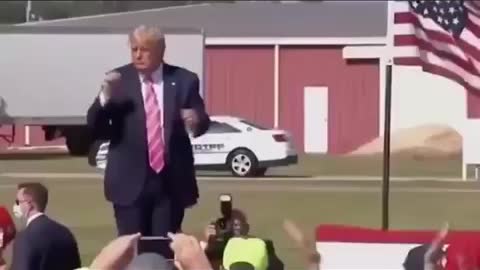 Trump YMCA dance 🤣