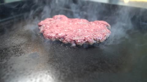 🍔 How to Grill a Organic, Sugar Free, Grass Fed Smash Burger Healthy BBQ 🍔