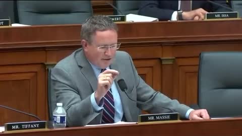 2022-07-27-Congressman Thomas Massie on experimental vaccines in military