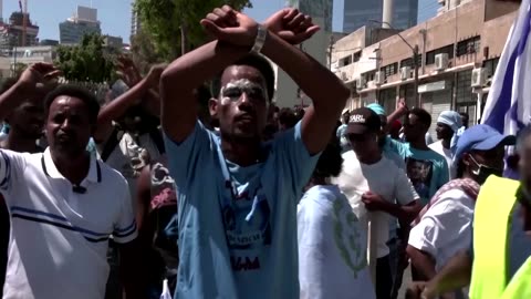 Over 100 injured in Eritrean clashes in Tel Aviv