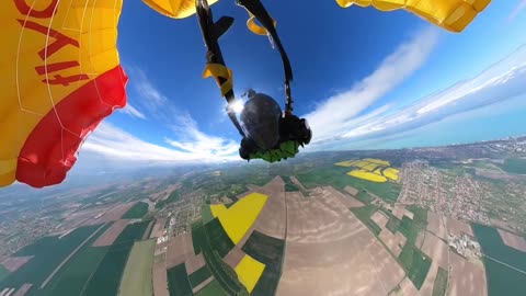 Backup Parachute Saves Wingsuit Pilot's Life