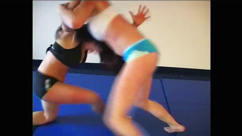 Girl Fights-001 Pandora vs. Lissa Clip D