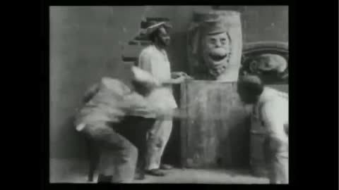Fun in a Bakery Shop c.1902 : One of the earliest recorded uses of stop-motion animation