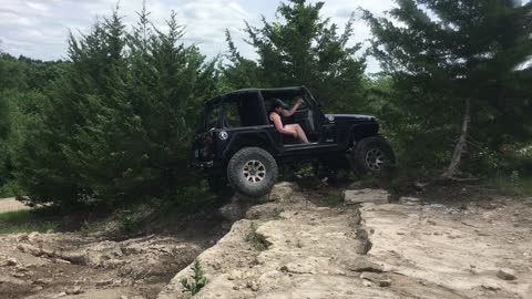 Jeep TJ Rocky outcropping between the trees Tuttle ORV