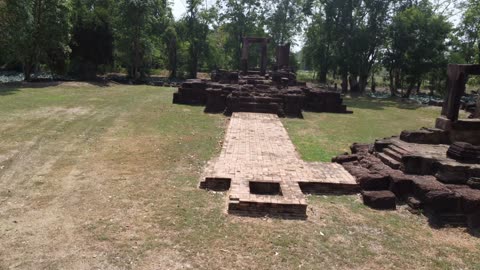 Prang Pha Kho ปรางค์พะโค - 11th Century Khmer Temple - Nakhon Ratchasima Thailand 2024