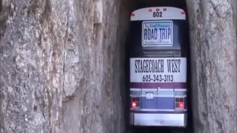 Viral Amazing bus driving skills