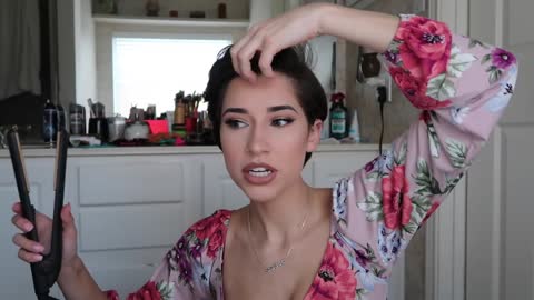How I Currently Style My Pixie Cut! |
