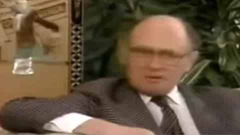 Yuri Bezmenov: "Forget about capitalism versus communism, the two are hand in hand"