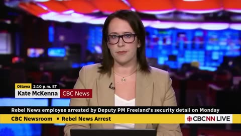 Press In Canada Arrested For Exposing Political Corruption While on a Public Sidewalk