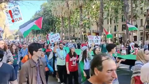 Concentración en apoyo a Palestina en la Universidad de Barcelona