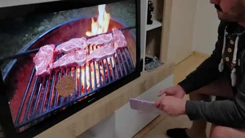 Man shows how to enjoy a barbecue during coronavirus quarantine