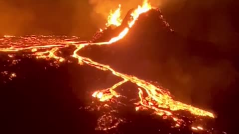 Picture perfect eruption of Fagradalsfjall Volcano in Iceland