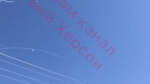 Russian air defense work over Kherson. At least 5 intercepted targets.