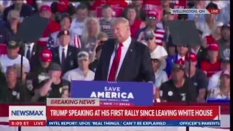"4 More Years!" MAGA Crowd Shows How Much They Want Trump Back