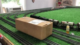 LIONEL 8403 / EBAY $ 10.50 / UNBOXING / RUNNING / SMOKING