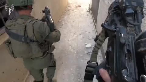 *Watch:*: Givati soldiers continued operations in Gaza today.