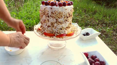 DIY: Simple and healthy watermelon cake