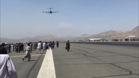 People falling from Kabul evacuation planes 8-16-2021