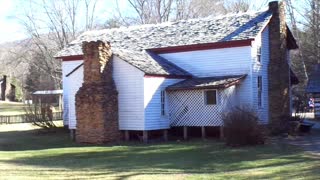 Cades Cove Farmhouse 4