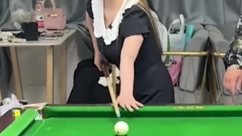 funny video Billiards million viwe...