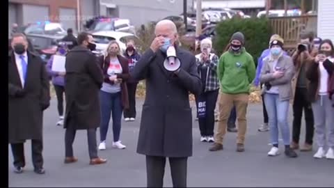 Biden Talking to Supporters in Middle of*Street