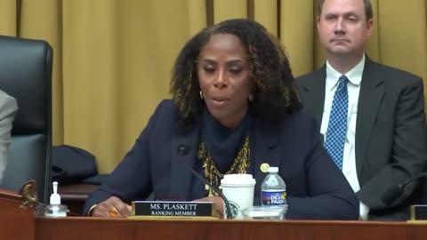 Stacey Plaskett: "When conspiracy theories succeed, so does Donald Trump"