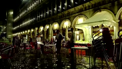 Floods hit Venice's St. Mark's Square