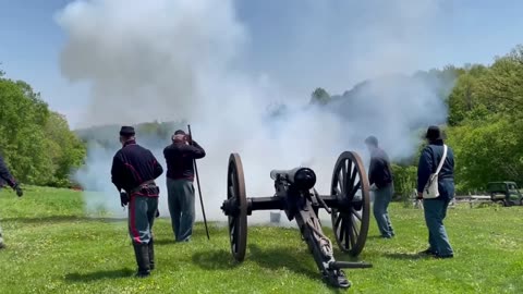 BOASH! Cannons Making Funny Sounds