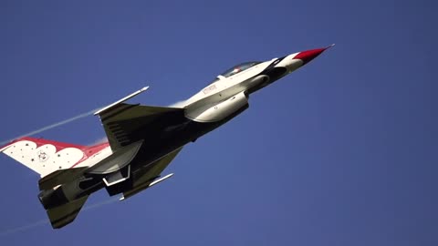 F-16 Thunderbirds no. 6 Fly By: A Showcase of Aerial Agility and Precision #thunderbirds #usaf