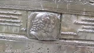 POURQUOI CES MESSAGES SECRETS MAÇONNIQUES CACHÉS SUR LE MONUMENT DES DROITS DE L'HOMME ???