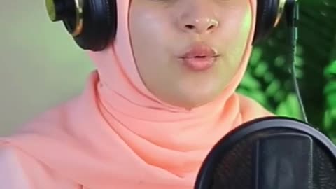 Beautiful Recitation Tilawat Quran best Voice by Female / girl Voice Quran