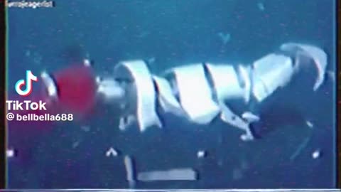 Tragic Titan submersible explosion 💥 caught on film