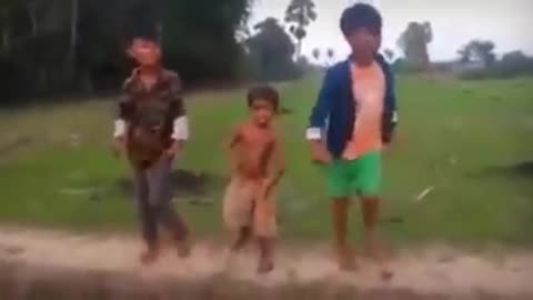 Funny Dancing in Viet Nam