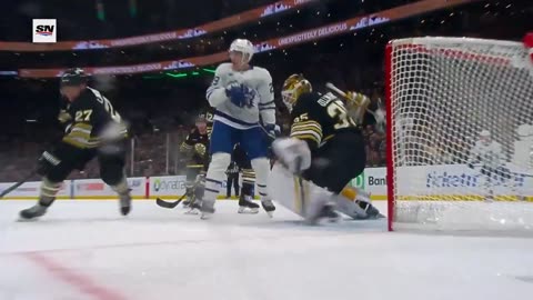 NHL - LINUS ULLMARK 🤩 What. A. Stop. Stanley Cup