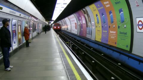 Victoria Line - Blackhorse Road Southbound