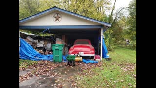TRESPASSING an ABANDONED HOUSE with 3 CLASSIC CARS