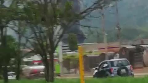 Video: explosión en bodegas de chimitá