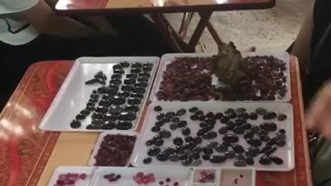 gems maket in luc yen yen bai viet nam