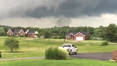 Tornado Forming in Corydon