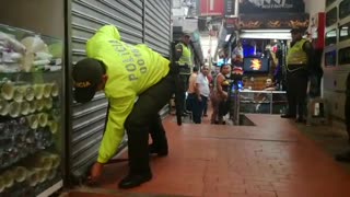 Dian y Policía hacen operativo contra robo de celulares