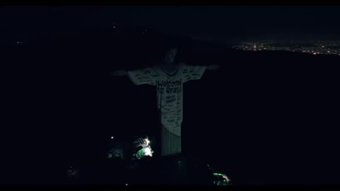 Brazil Welcomes Leftist Taylor Swift with Projection on the Christ the Redeemer Statue
