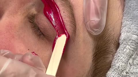 Eyebrow Waxing Tutorial with Sexy Smooth Cherry Desire Hard Wax | @waxed.bymary